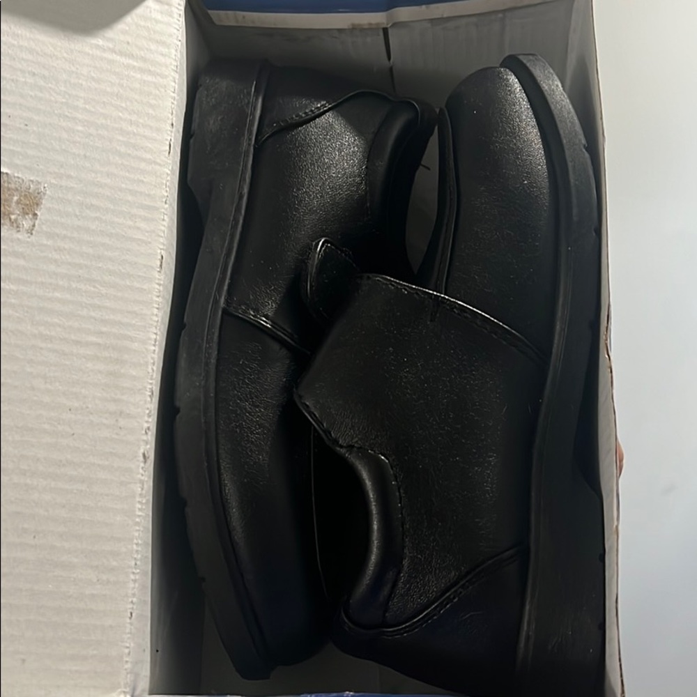 Boys size 13 strap black dress shoes